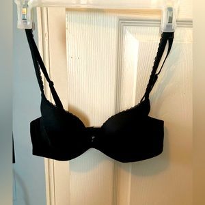 Victoria’s Secret 32B removable straps